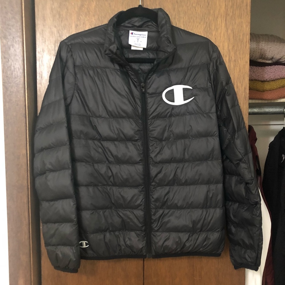 Women’s light puffer jacket